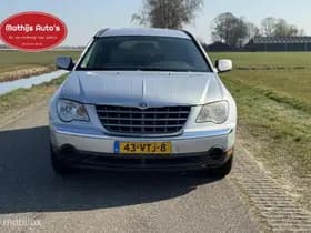 Chrysler Pacifica thumbnail 2