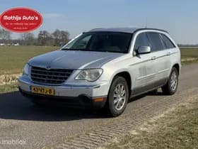 Chrysler Pacifica thumbnail 3