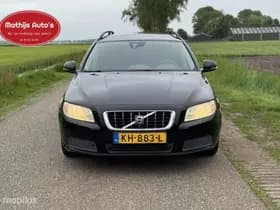 Volvo V70 thumbnail 3