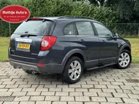 Chevrolet Captiva thumbnail 2
