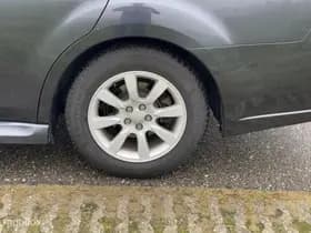 Subaru Legacy thumbnail 15