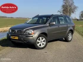 Volvo XC90 thumbnail 1