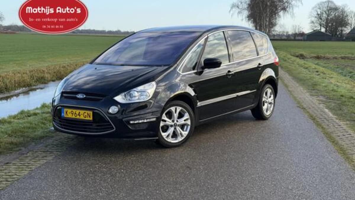 Ford S-Max — foto 1