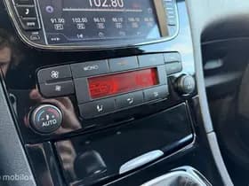 Ford S-Max thumbnail 17