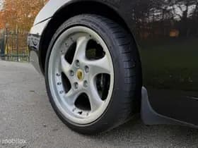 Porsche 911 thumbnail 12