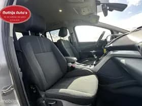 Ford Grand thumbnail 4