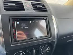 Suzuki SX4 thumbnail 19