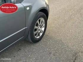 Suzuki SX4 thumbnail 8
