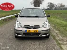 Toyota Yaris thumbnail 2
