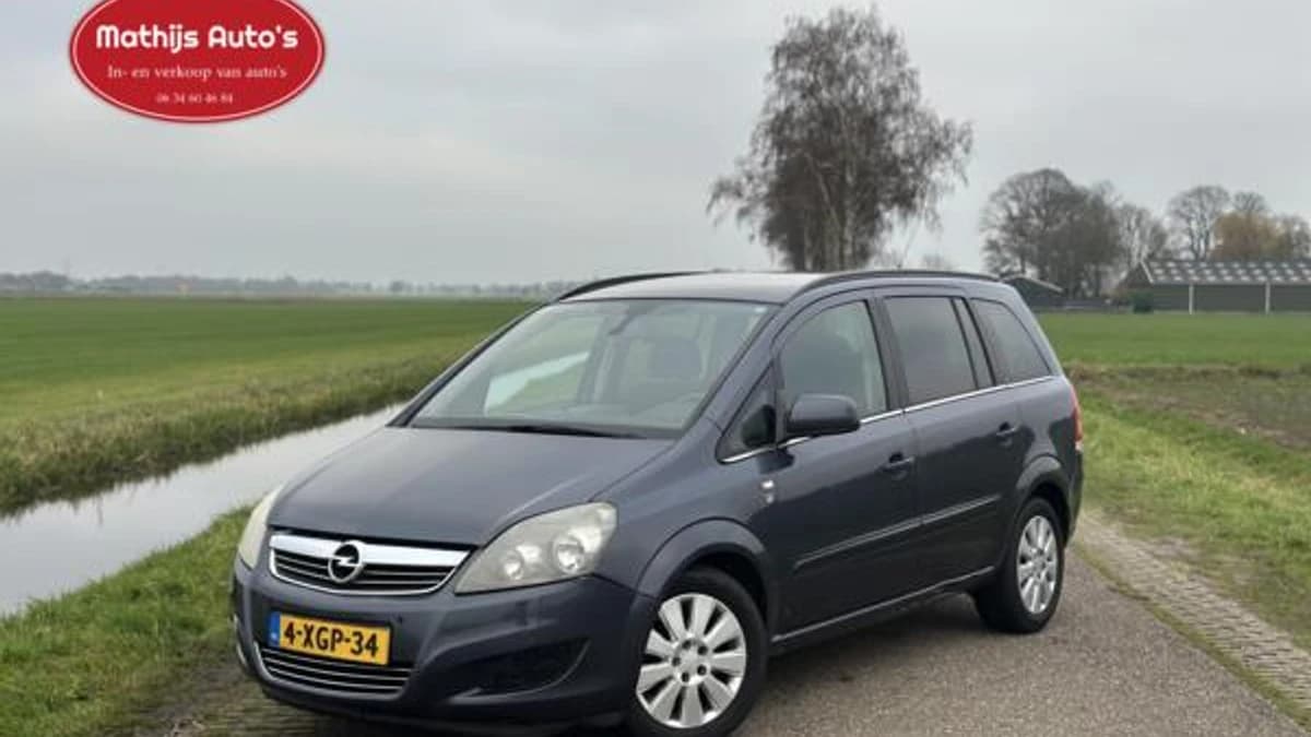 Opel Zafira — foto 1