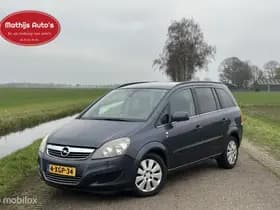 Opel Zafira thumbnail 1