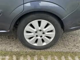 Opel Zafira thumbnail 12