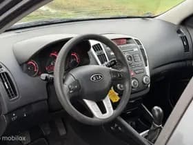 Kia Cee'd thumbnail 13