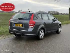 Kia Cee'd thumbnail 7