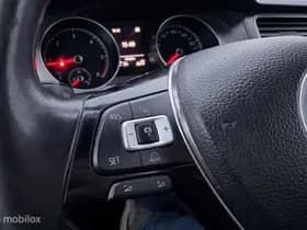 Volkswagen Golf thumbnail 20