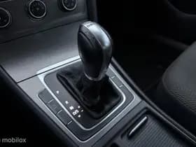 Volkswagen Golf thumbnail 21