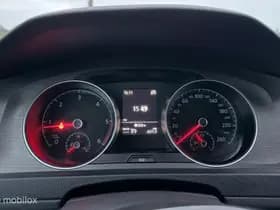 Volkswagen Golf thumbnail 23