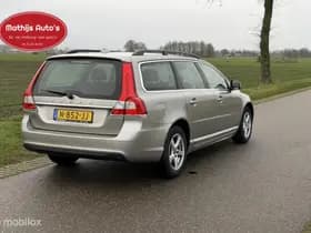 Volvo V70 thumbnail 8