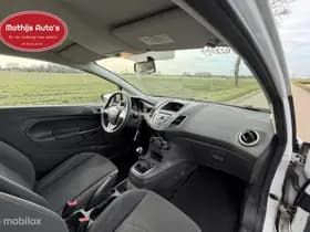 Ford Fiesta thumbnail 4