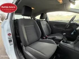 Ford Fiesta thumbnail 5