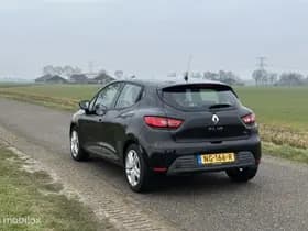 Renault Clio thumbnail 11