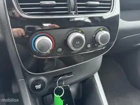Renault Clio thumbnail 15