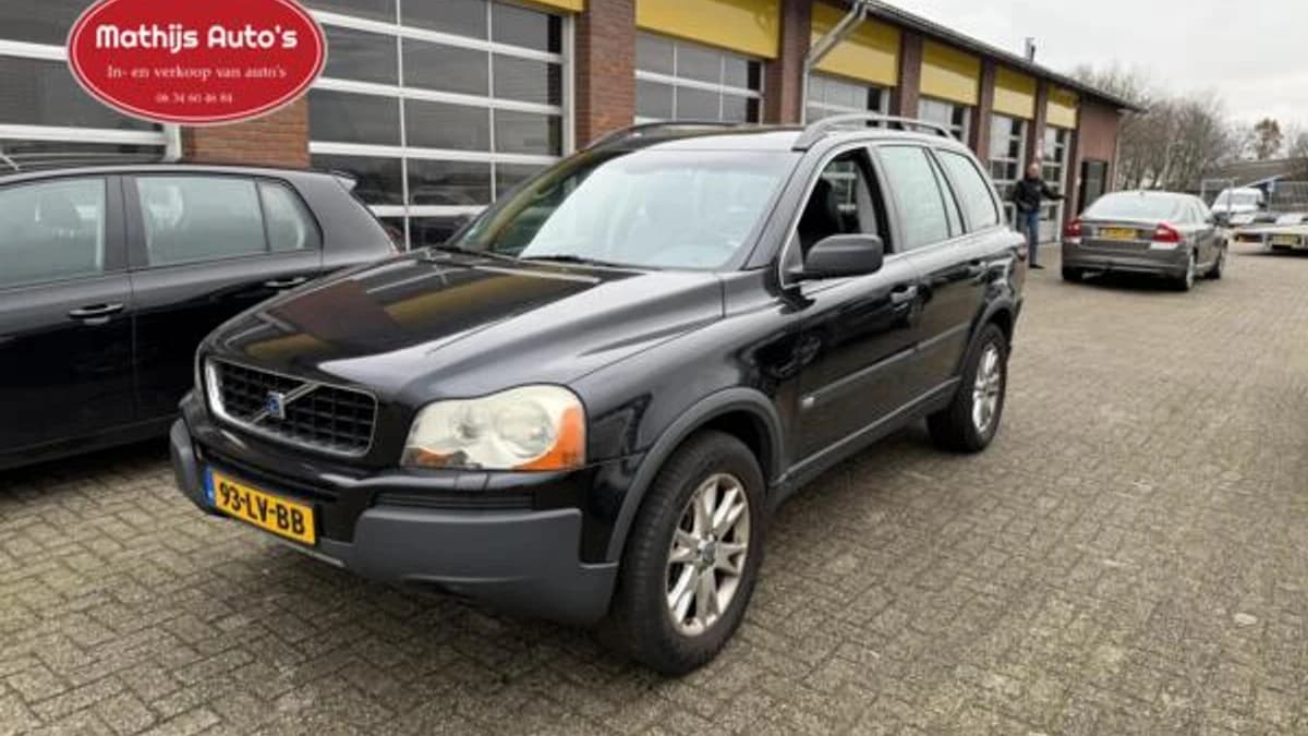 Volvo XC90 — foto 1