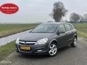 Opel Astra thumbnail 1