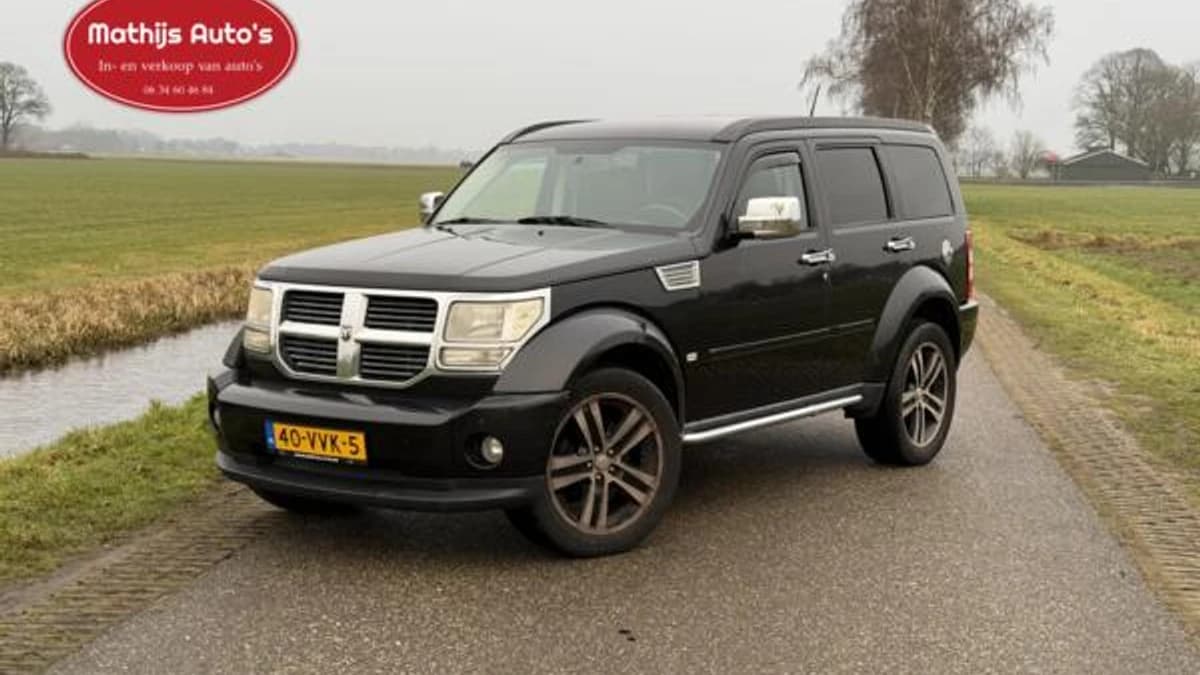 Dodge Nitro — foto 1