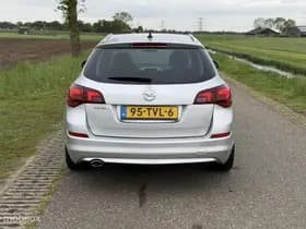 Opel Astra thumbnail 12
