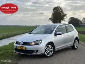 Volkswagen Golf thumbnail 1