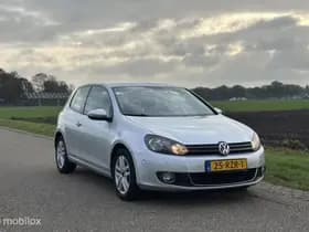 Volkswagen Golf thumbnail 11
