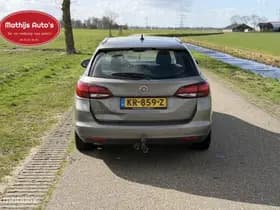 Opel Astra thumbnail 9