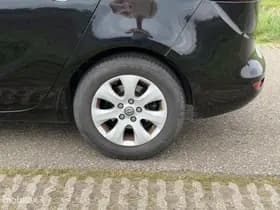 Opel Zafira thumbnail 12