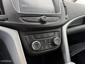 Opel Zafira thumbnail 18