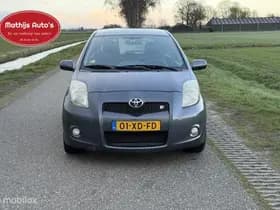 Toyota Yaris thumbnail 2