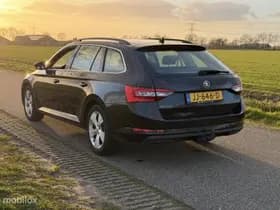 Škoda Superb thumbnail 11