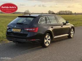 Škoda Superb thumbnail 7