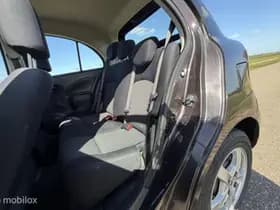 Nissan Micra thumbnail 15