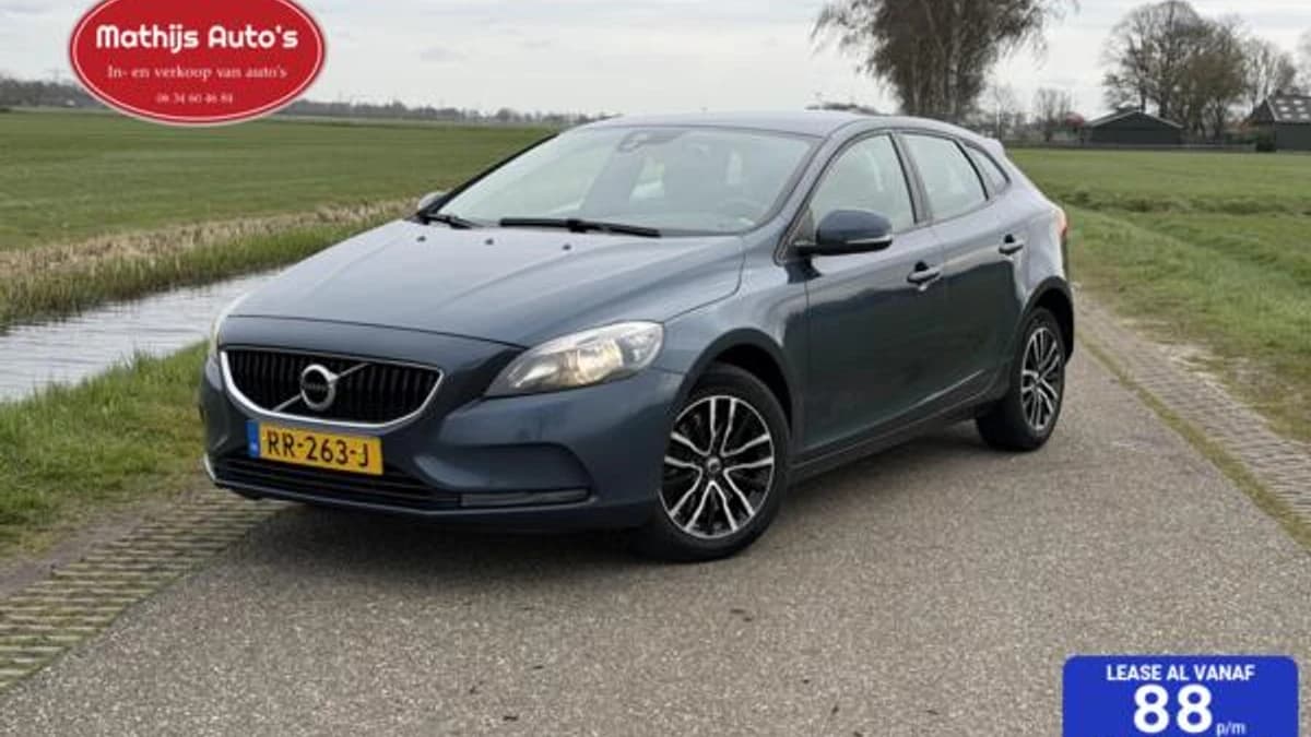 Volvo V40 — foto 1