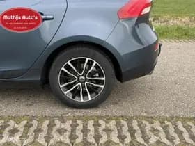 Volvo V40 thumbnail 10