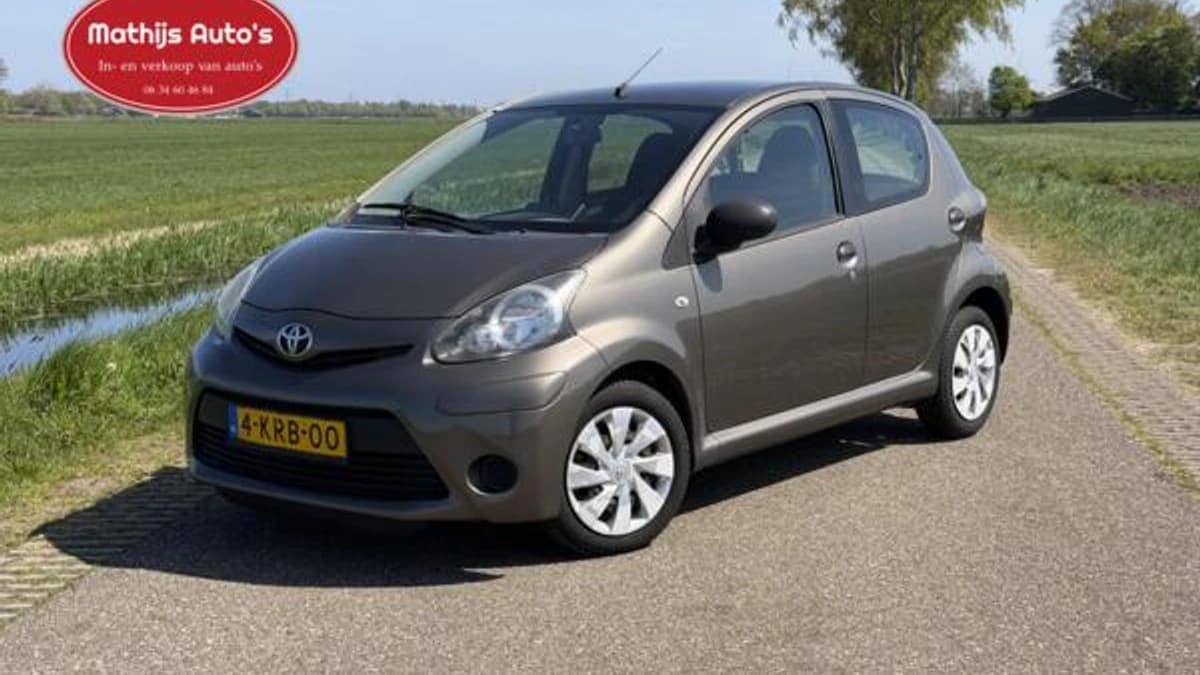 Toyota Aygo — foto 1