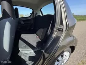 Toyota Aygo thumbnail 11