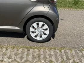 Toyota Aygo thumbnail 12