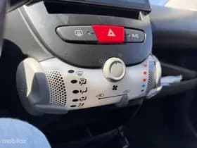 Toyota Aygo thumbnail 17