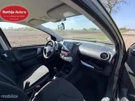 Toyota Aygo thumbnail 6