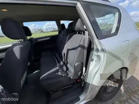 Toyota Avensis thumbnail 14