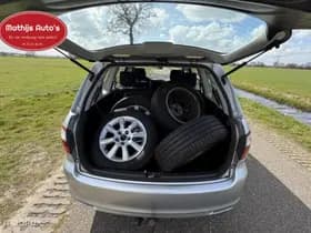 Toyota Avensis thumbnail 7