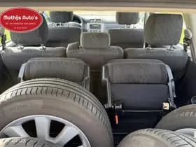 Toyota Avensis thumbnail 8