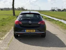 Opel Astra thumbnail 12